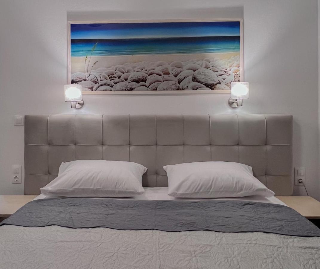 Athanasia Apartments สเกียธอสทาวน์ ภายนอก รูปภาพ