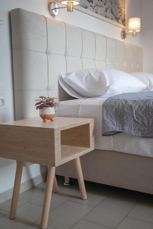 Athanasia Apartments สเกียธอสทาวน์ ภายนอก รูปภาพ