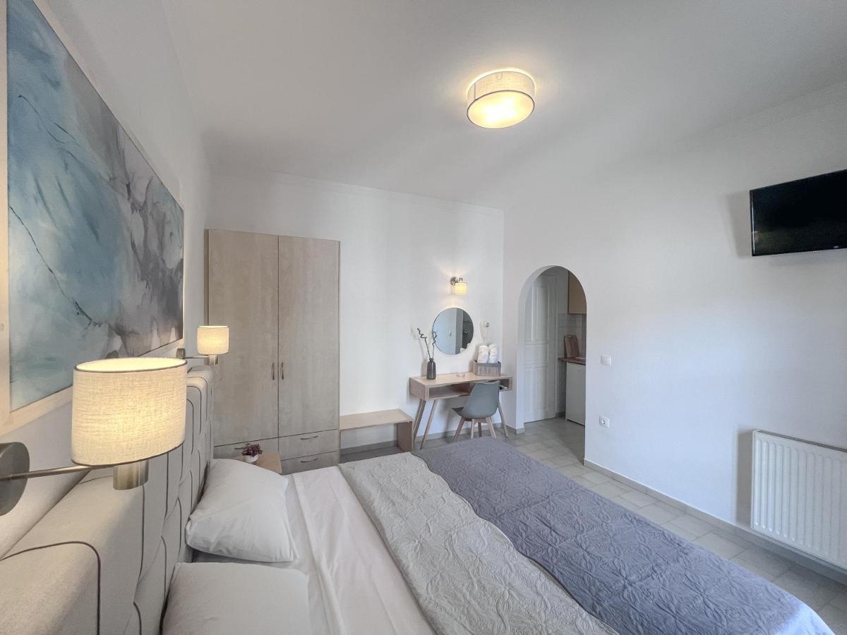 Athanasia Apartments สเกียธอสทาวน์ ภายนอก รูปภาพ